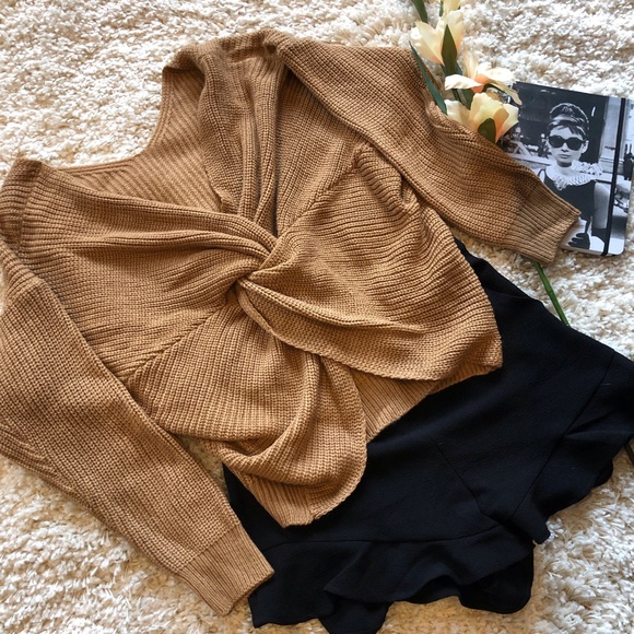 Terra cotta colored sweater - Picture 2 of 2